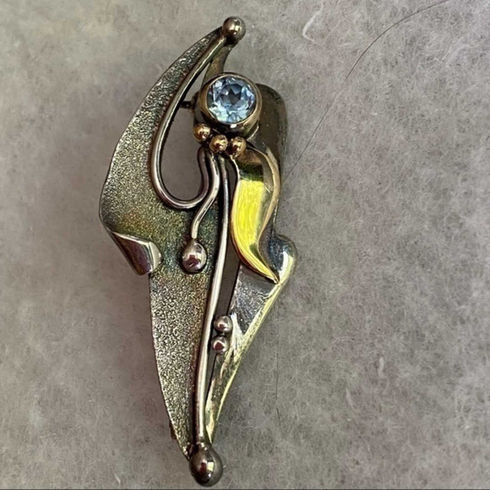 Vintage 14k gold 925 Sterling Silver Art Deco Blue Topaz Floral Pin Broo…